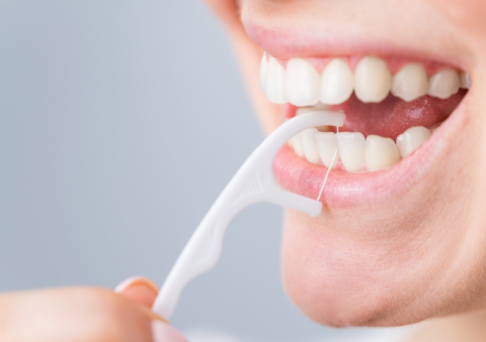 歯間ブラシ・フロス